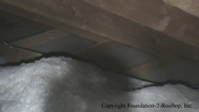 Missing insulation on this high-end new ranch home.